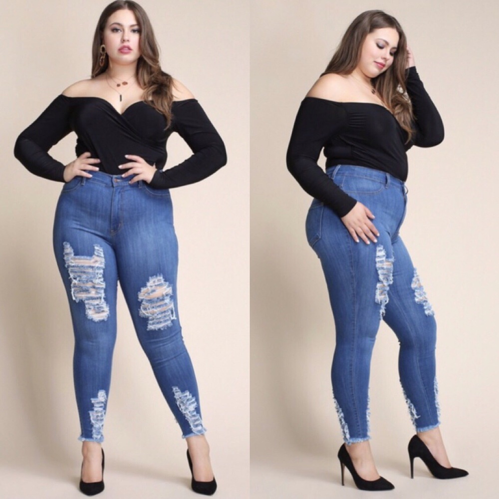 PLUS!!! Distressed Skinny